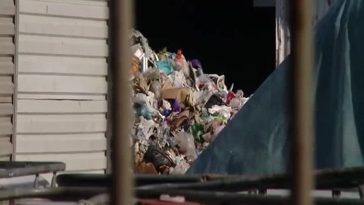 smieci_sortownia_leszek_2mpg.mp4