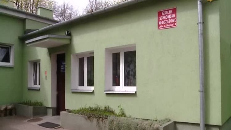 schronisko_mlodziezowelogo.mp4