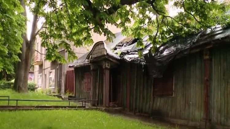 lkr dworek modrzewiowy