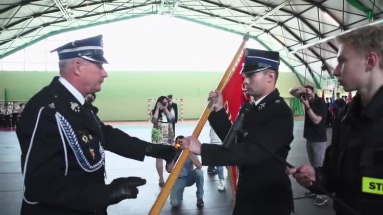 lkr_sztandar_dla_osp_krasnik.mp4