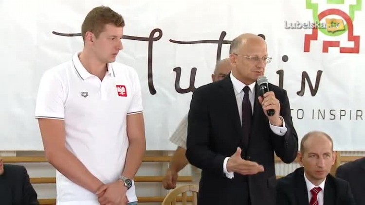 konrad czerniak basen