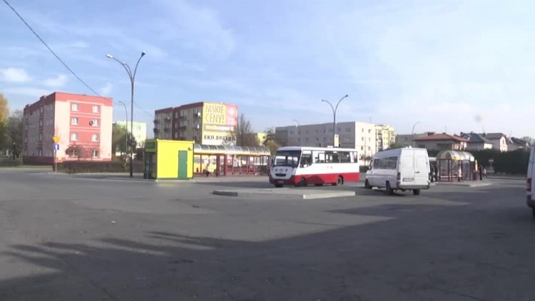 krasnik_-_transportowy_spor_miedzy_miastem_a_powiatem.mp4