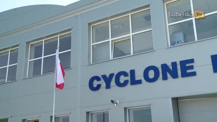 20160523_cyclone_otwarcie_logo.mp4