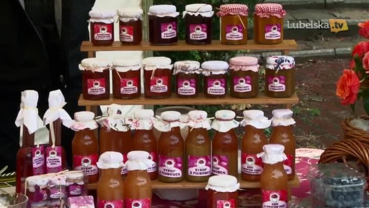 festyn_ziolowo-miodowy_logo_net.mp4