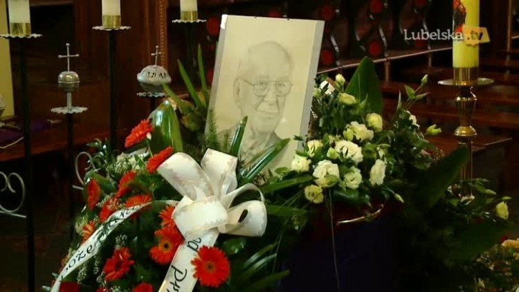 20161010_pogrzeb_zielke_logo.mp4