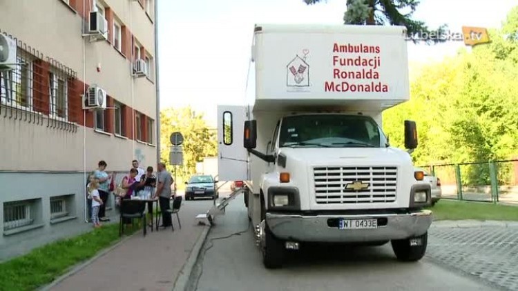 20160916_mcdonald_logo.mp4