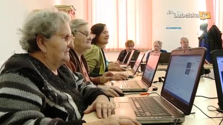 20161116_seniorzy_logo.mp4