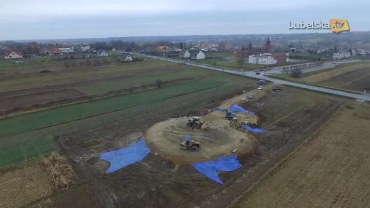 003_20161118_ladowisko_logo.mp4