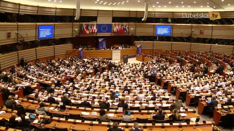 003_20170123_ueprogramlogo.mp4