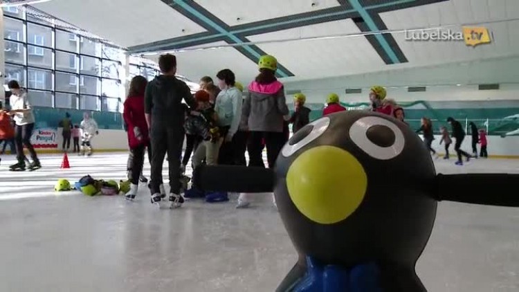 lyzwy_pod_muzyczkie.mp4