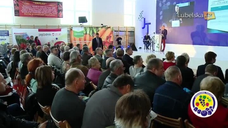 program_20170210_jagodowe_trendy_logo.mp4