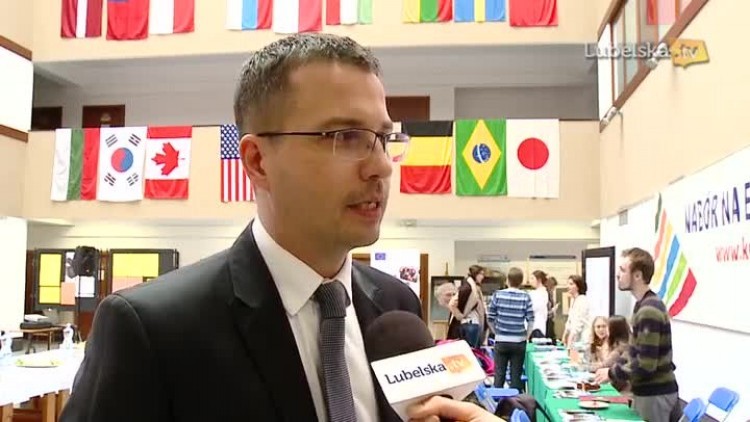 dzien_erasmusa_logo_enkodowane.mp4