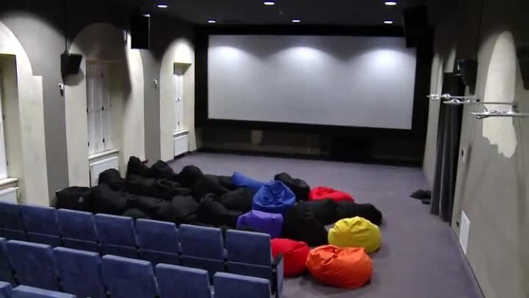 watch_docs_news_logo_enkodowane.mp4