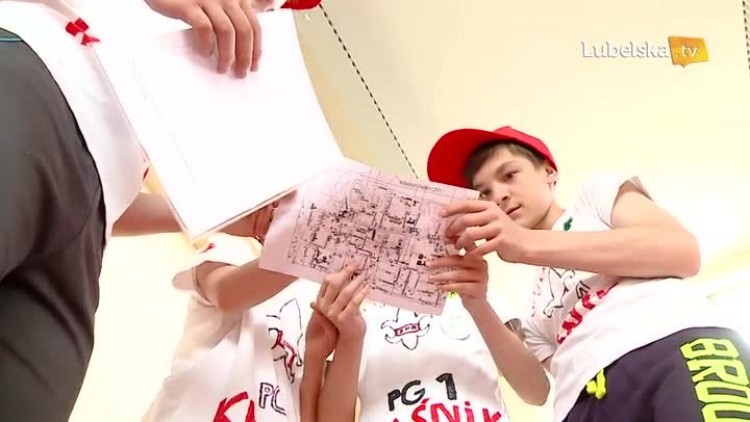 20170602_szare_szeregi_logo.mp4