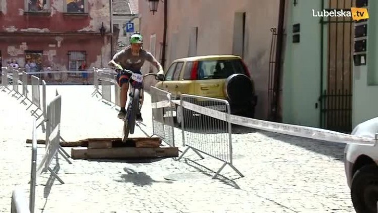 20170807_rowery_logo.mp4