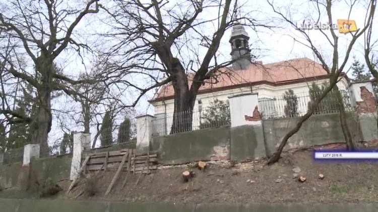 20170818_remont_skarpy_kosciola_logo.mp4