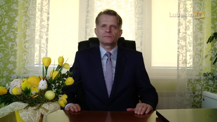 20180328_lukow_zyczenia_logo.mp4