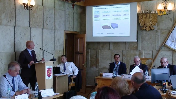 20180628_sesja_krasnik_cz3_logo.mp4