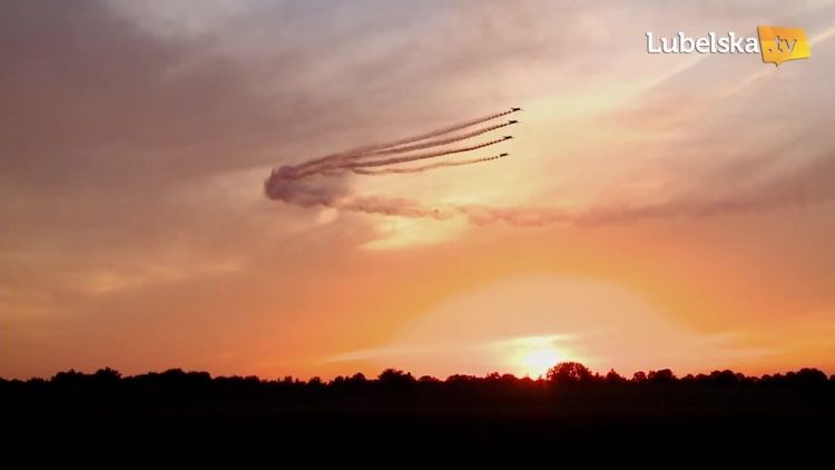 20180731_air_show_swidnik_logo.mp4