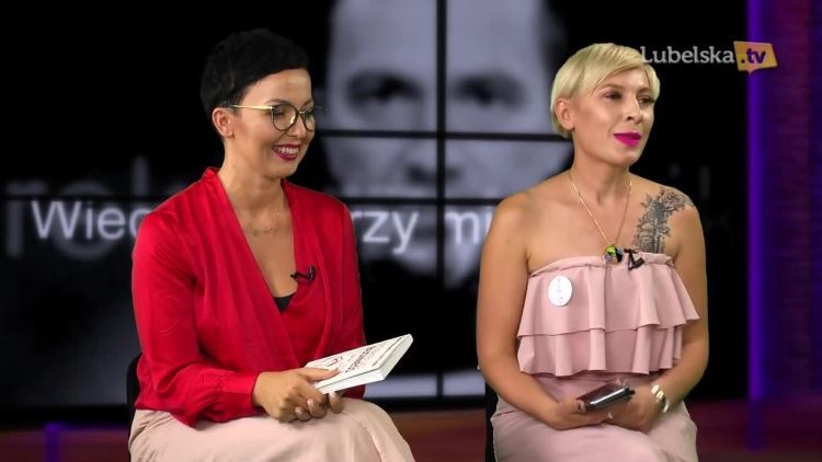 20180926_wieczorek_przy_mikrofonie_mua_logo.mp4