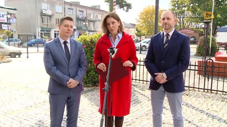 20180910_joanna_mucha_002_logo.mp4