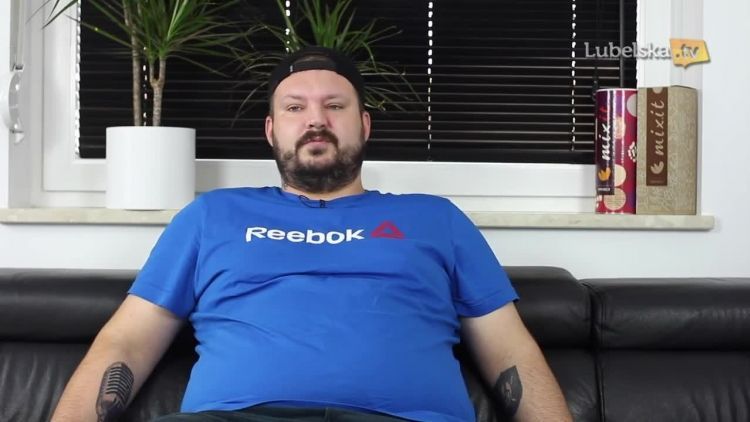 20181210_15cm_konrada_odcinek2logo.mp4