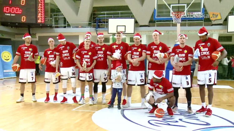 pdpz_5b0m85uuyiw44s0_.mp4