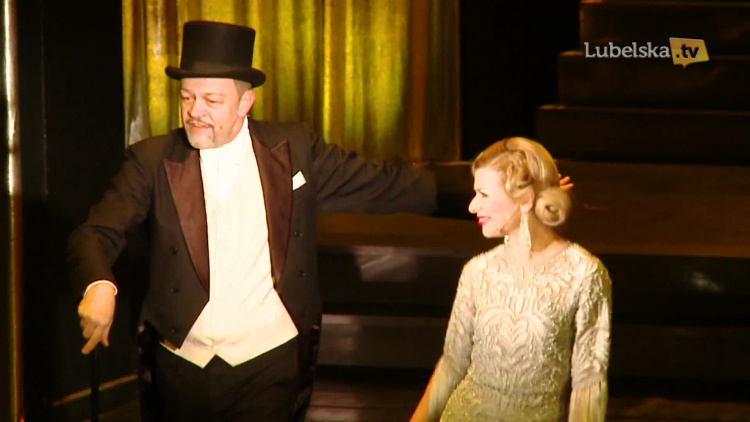 20190108_czy_mozna_w_taka_noc_zakochac_sie_5b0m85uuyiw44s0_.mp4