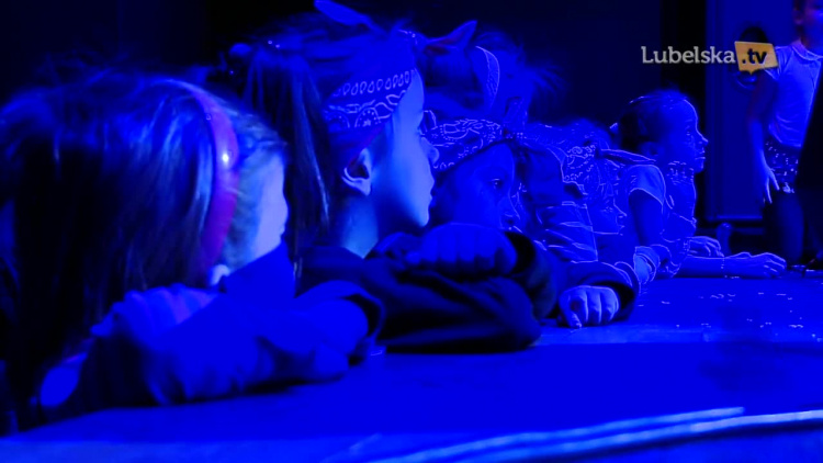 20190108_koncert_kochaj_czworonogi_logo_5b0m85uuyiw44s0_.mp4