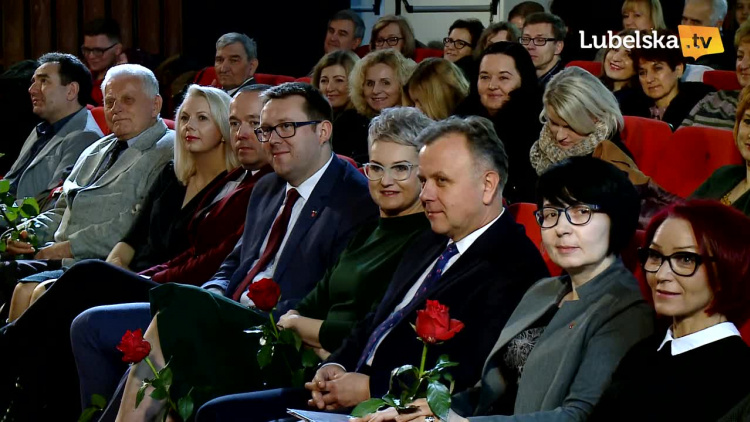 20190211_rey_logo.mp4