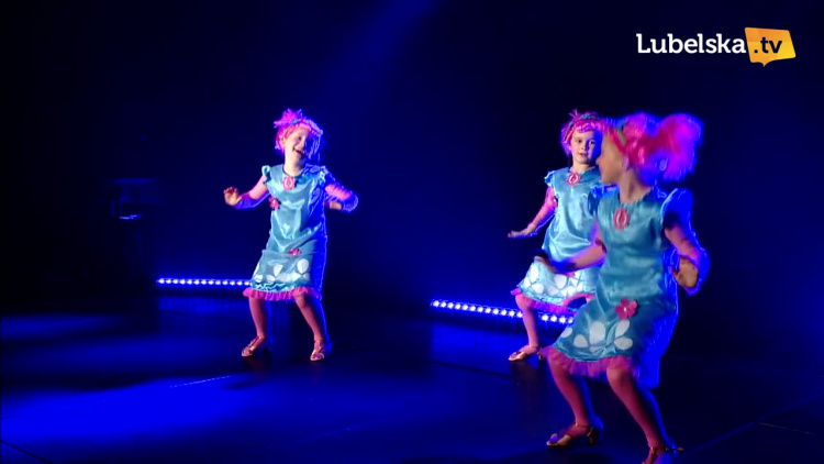 wieczorek_przy_mikrofonie_tanmeczny_strona_logo.mp4