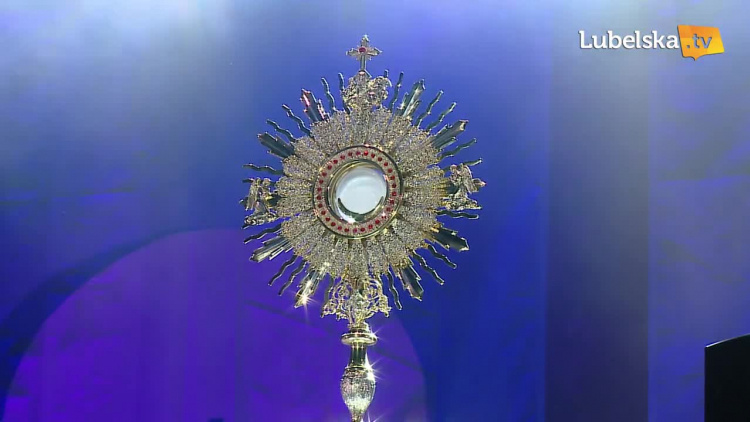 koncert_chwaly_cz2_vidcoder.mp4